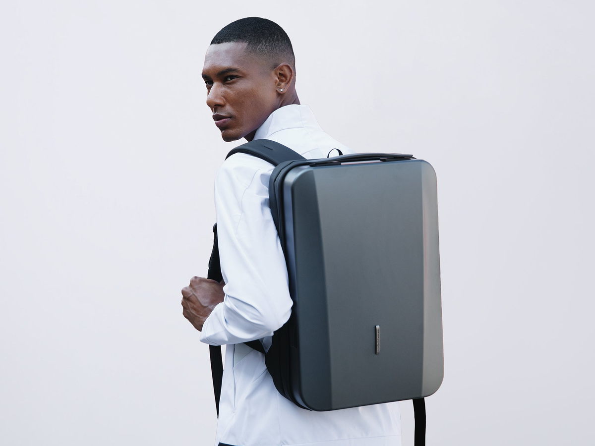 MarkRyden Global anti-theft backpack - sleek gray design for modern travelers