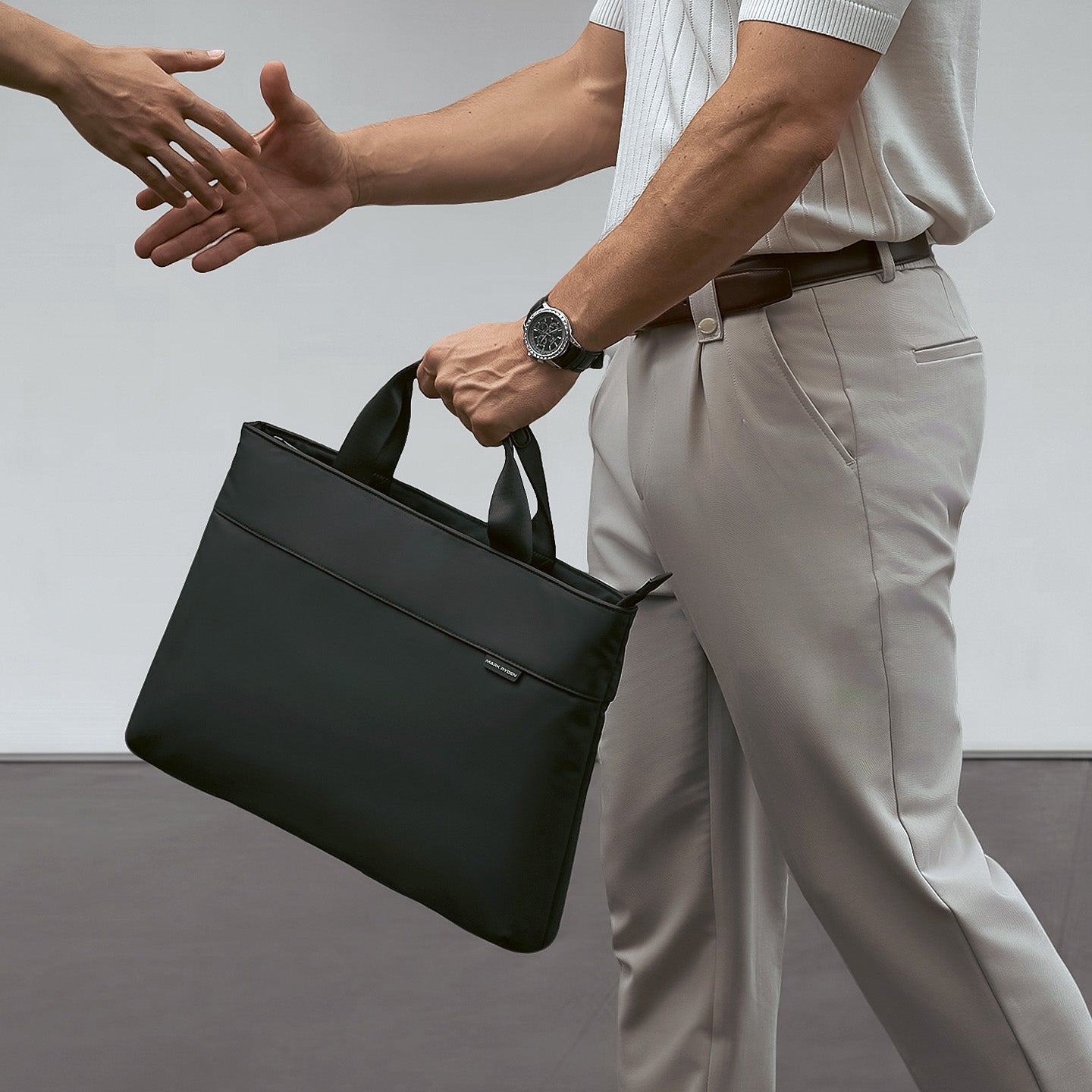 MARKRYDEN MR208 model view